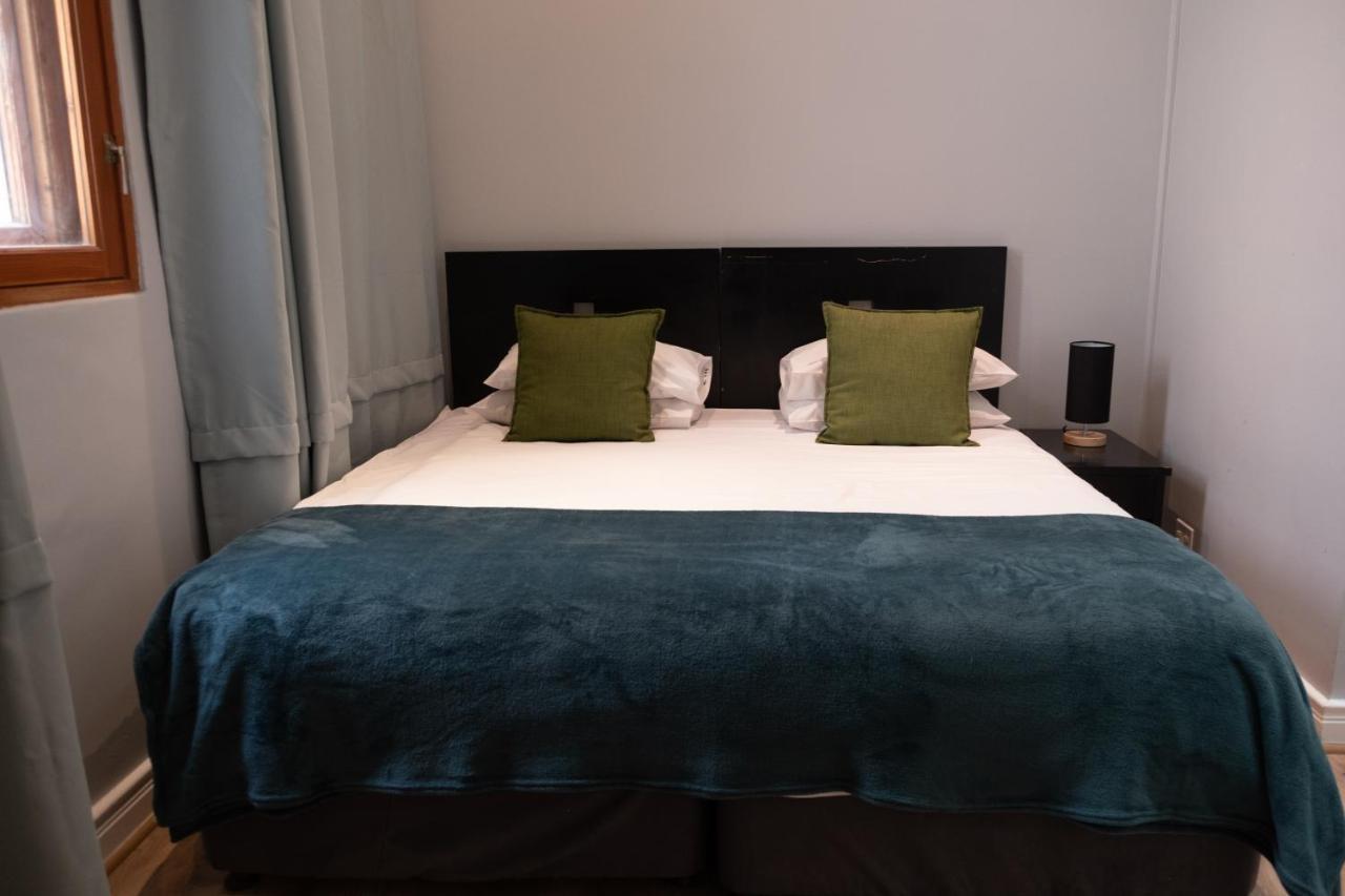 Daddy Long Legs Self Catering